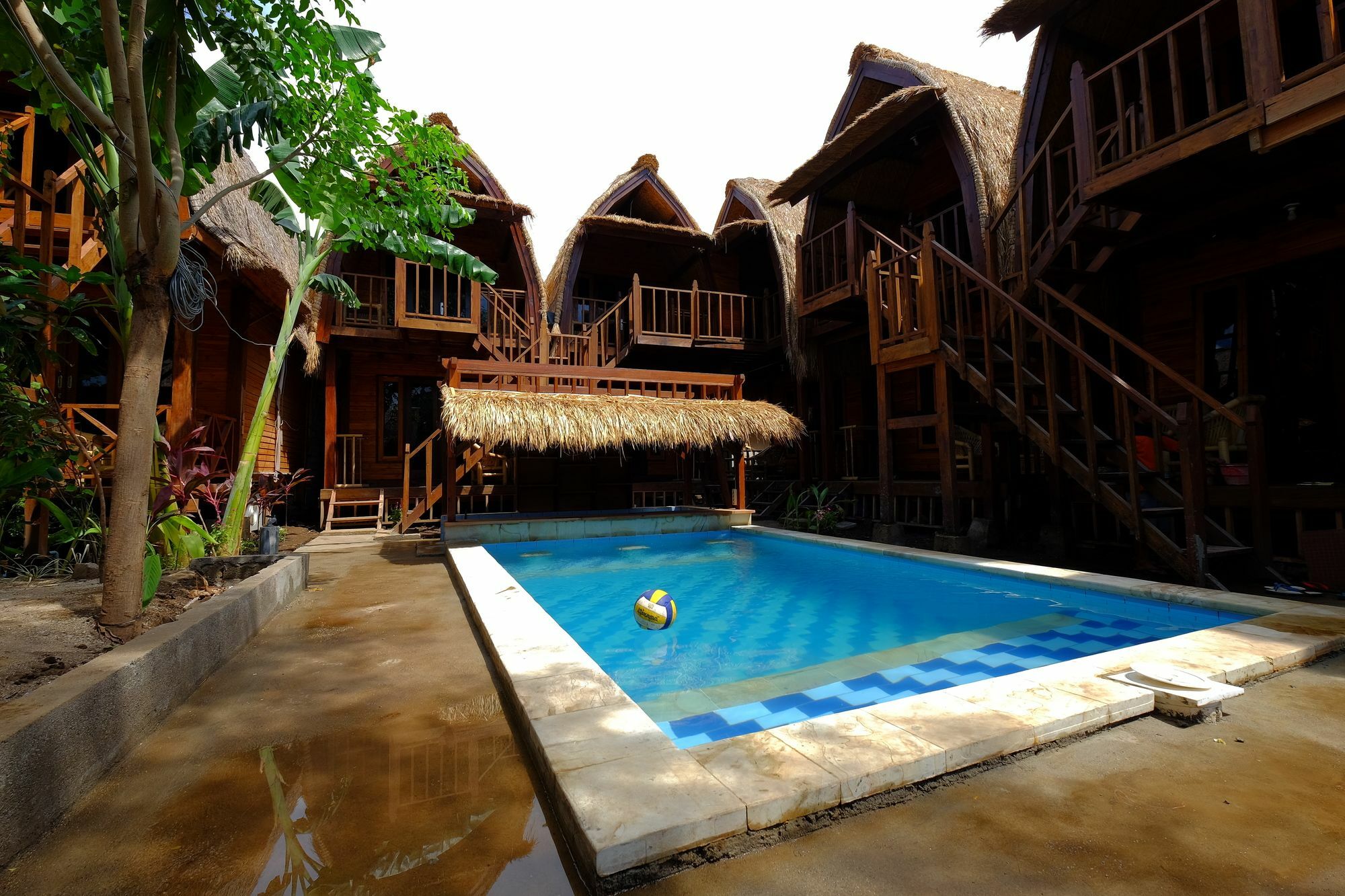 Deep House Bungalows Gili Trawangan Exterior photo